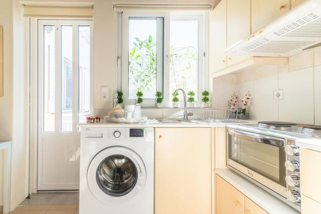 Cozy In The Heart Of Center Appartement Héraklion