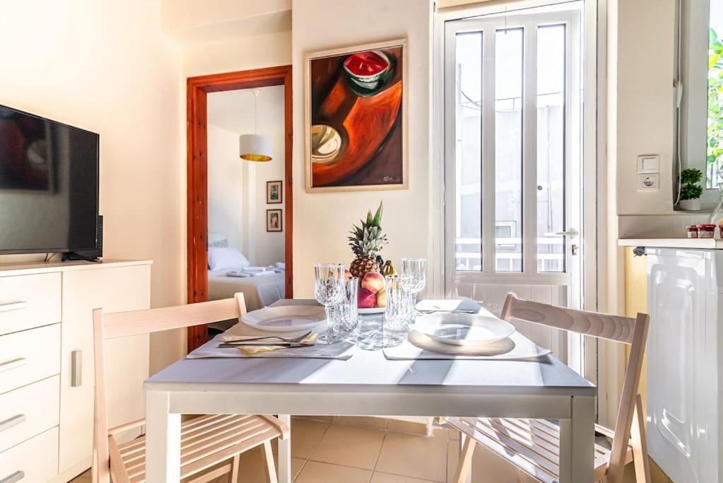 Cozy In The Heart Of Center Appartement